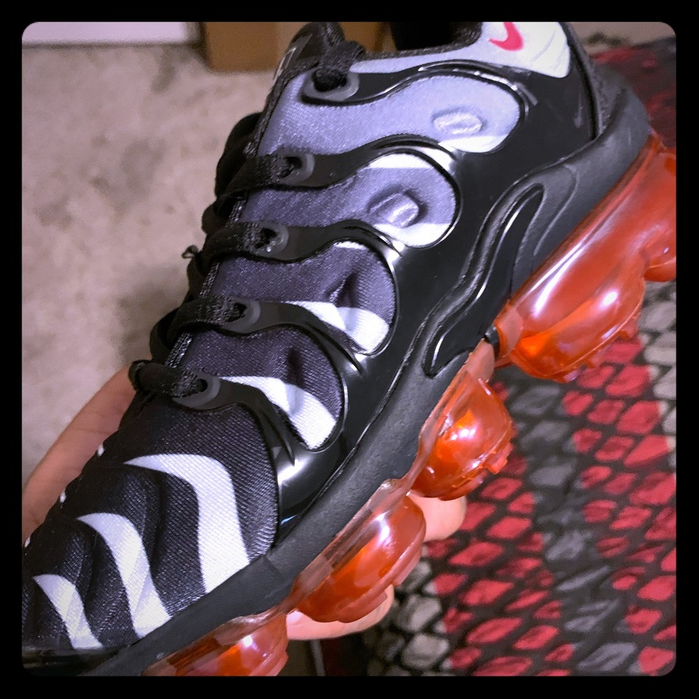 Kids Vapormax Plus Shark 🦈